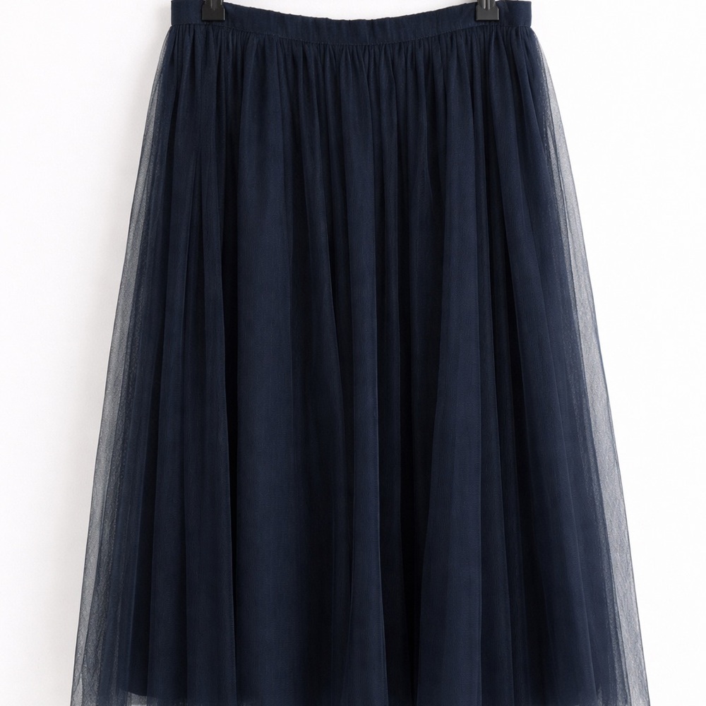 Donna Morgan Classic Black A-Line Skirt waist 36” Length 28”
